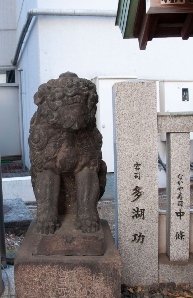 築土神社狛犬