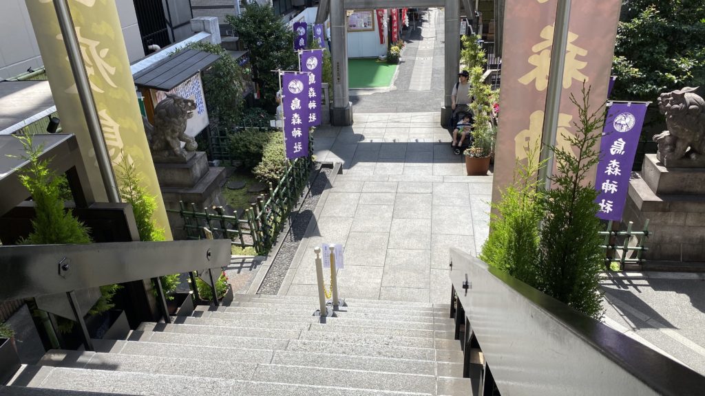 烏森神社階段の写真