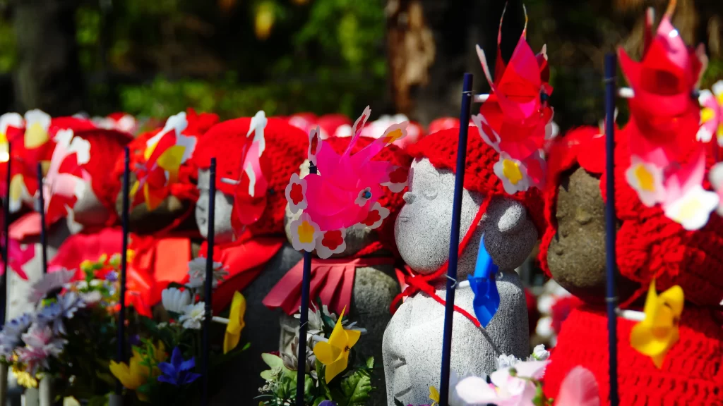 千躰子育地蔵尊